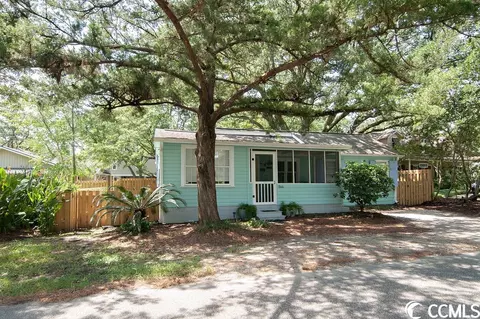 564 Blockade Dr, Pawleys Island, SC 29585