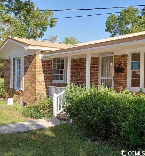 909 Strawberry St, Marion, SC 29571