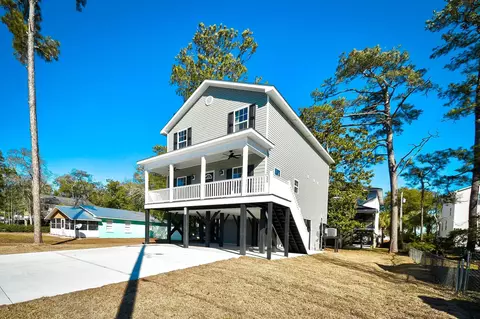320 Melody Ln, Surfside Beach, SC 29575 photo 2