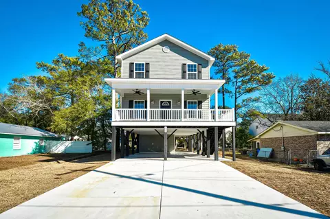 320 Melody Ln, Surfside Beach, SC 29575