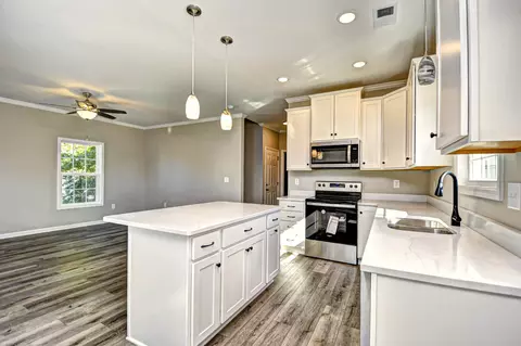 320 Melody Ln, Surfside Beach, SC 29575 photo 10