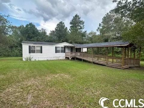 745 Cardinal St, Loris, SC 29569