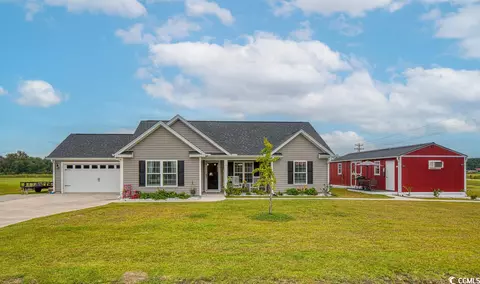 1711 Hewitt Rd, Loris, SC 29569