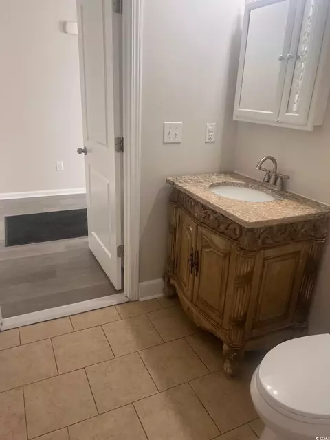 Bath - 219 Oak Leaf Dr, Longs, SC 29568 photo 3 of 7