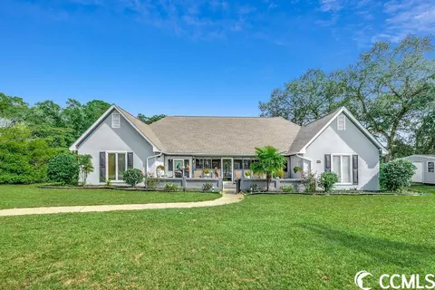 632 Country Club Dr, Pawleys Island, SC 29585
