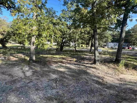 7001 Early Ct, Gresham, SC 29546 photo 2