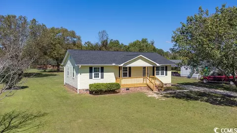521 Mallard Duck Dr, Darlington, SC 29532