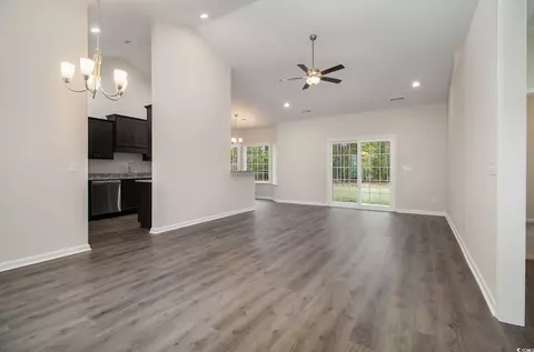 292 Ole Maple St, Loris, SC 29569 photo 5