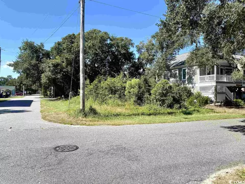 110 N Yaupon Dr, Surfside Beach, SC 29575