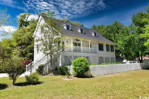 562 Vaux Hall Ave, Murrells Inlet, SC 29576