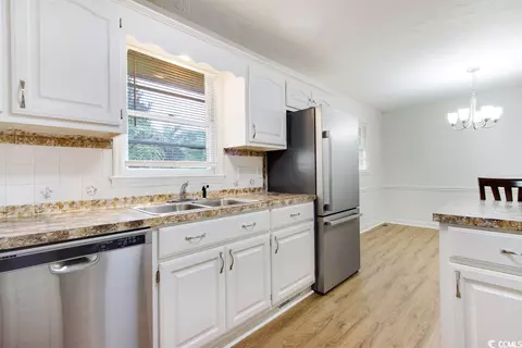 413 Olive St, Georgetown, SC 29440 photo 6
