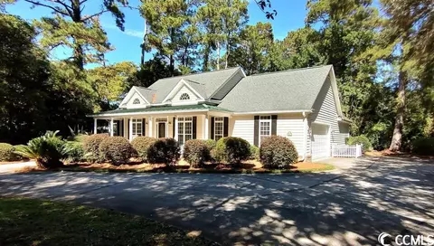 556 Linden Cir, Pawleys Island, SC 29585