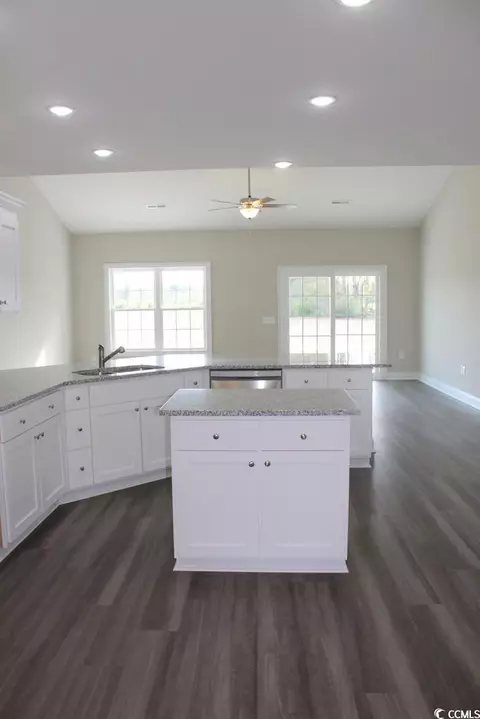 954 Log Cabin Rd, Loris, SC 29569 photo 7