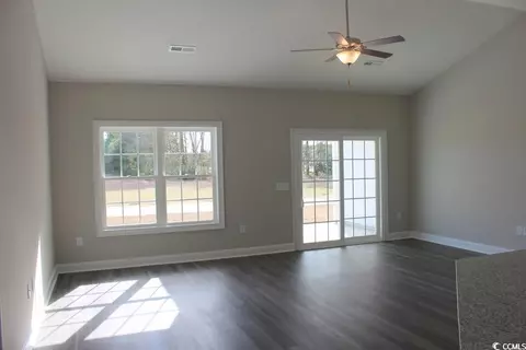954 Log Cabin Rd, Loris, SC 29569 photo 9