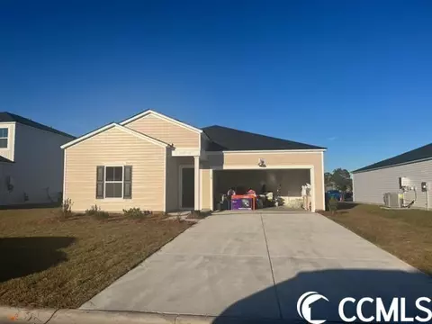 70 S Reindeer Rd, Surfside Beach, SC 29575
