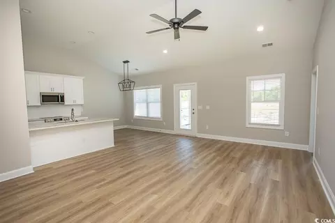 554 Us 1, Loris, SC 29569 photo 4