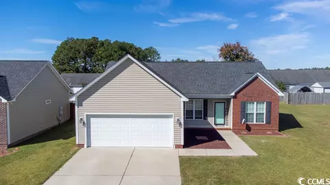 3015 Red Berry Cir, Effingham, SC 29541