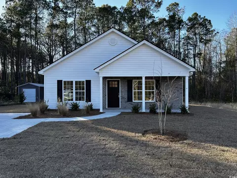 3157 Bryant St, Loris, SC 29569