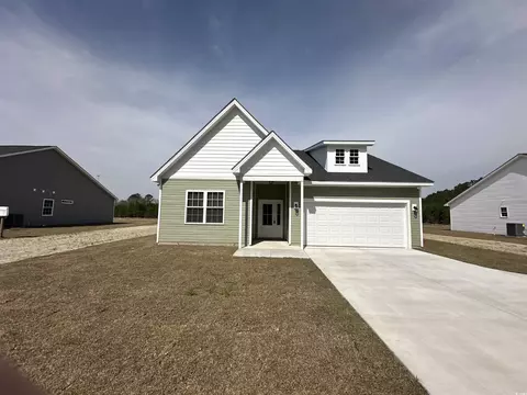 407 Log Cabin Rd, Loris, SC 29569