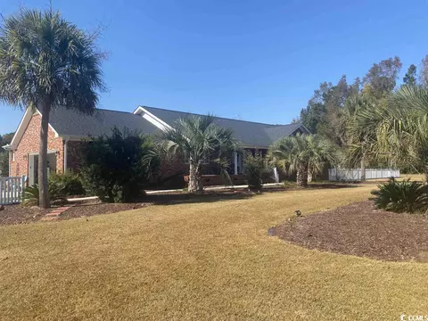 1824 Sarvis Dr, Loris, SC 29569