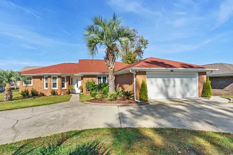 1037 Plantation Dr, Surfside Beach, SC 29575