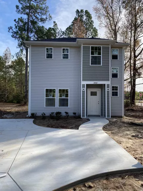 604 Log Cabin Rd, Loris, SC 29569