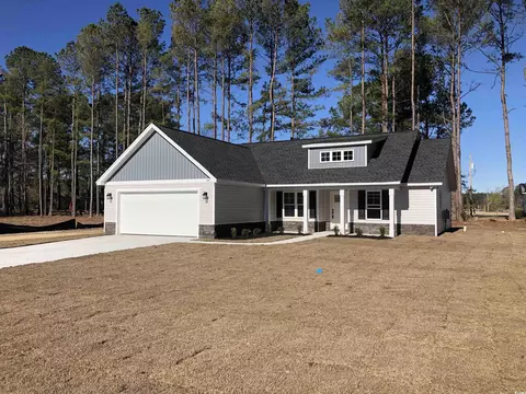 943 Barrett St, Loris, SC 29569 photo 2