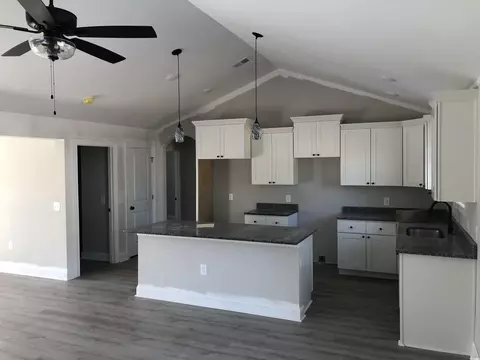 943 Barrett St, Loris, SC 29569 photo 11