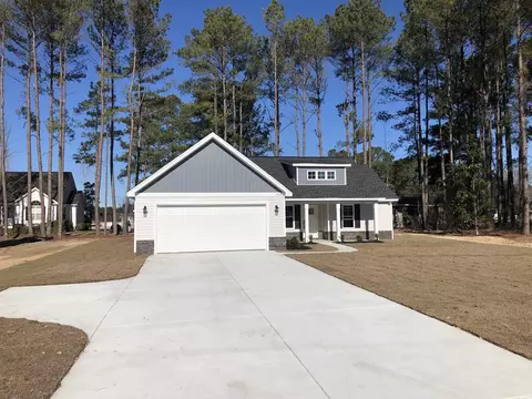 943 Barrett St, Loris, SC 29569