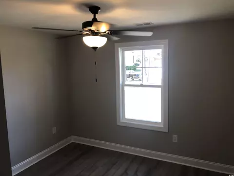 943 Barrett St, Loris, SC 29569 photo 17