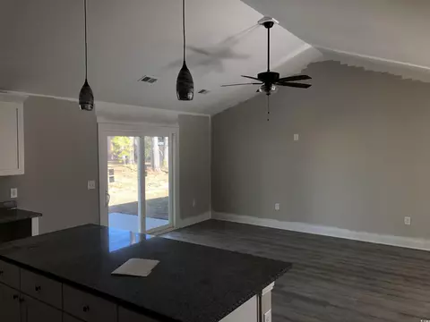 943 Barrett St, Loris, SC 29569 photo 7