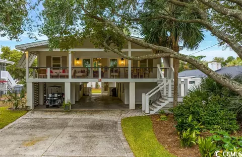30 Mulberry Ln, Pawleys Island, SC 29585