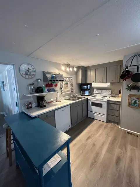 1668 Hawk St, Surfside Beach, SC 29575 photo 8