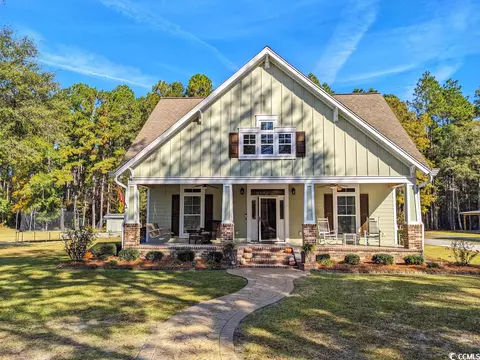 915 Comanche Dr, Georgetown, SC 29440
