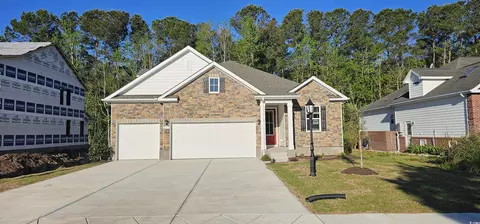 617 Covington Dr NW, Calabash, NC 28467