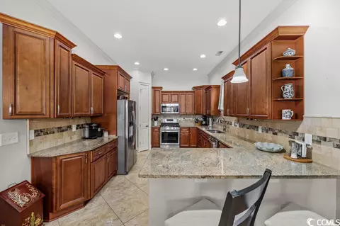 910 Bluffview Dr, Myrtle Beach, SC 29579 photo 4