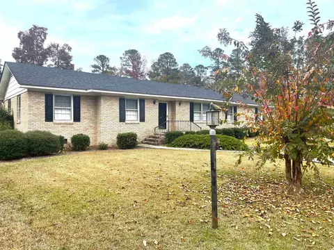 207 Martha Law Dr, Lake City, SC 29560