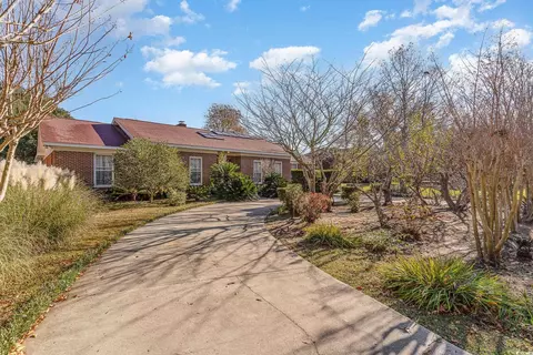 200 Dogwood Dr, Myrtle Beach, SC 29575