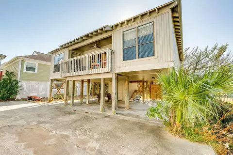 129 Cypress Ave # C, Murrells Inlet, SC 29576