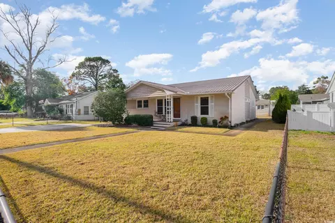 6507 Somerset Dr, Myrtle Beach, SC 29572