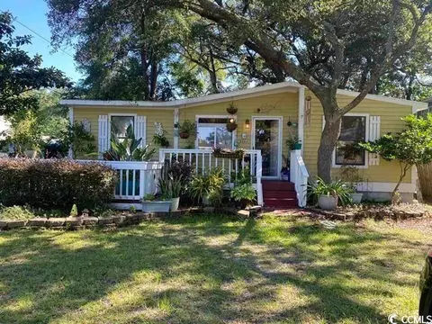 111 N Hollywood Dr, Surfside Beach, SC 29575