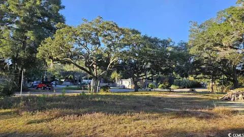 300 Cedar Point Ave, Murrells Inlet, SC 29576