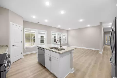 Kitchen - 147 Bridge View Rd, Georgetown, SC 29440 photo 5 of 8