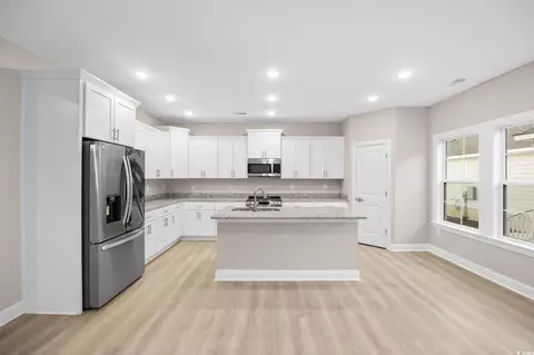 Kitchen - 147 Bridge View Rd, Georgetown, SC 29440 photo 4 of 8
