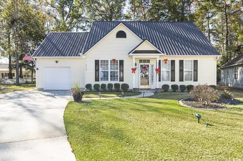 2518 Oriole Dr, Murrells Inlet, SC 29576