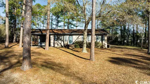 141 Ole Oak St, Loris, SC 29569