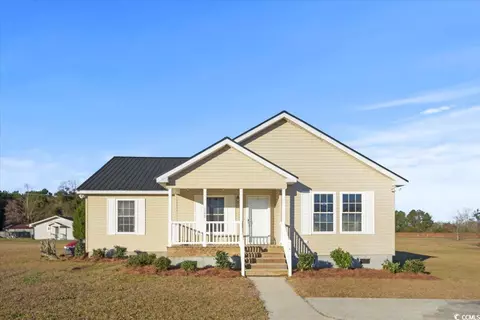 100 Kecia Rd, Loris, SC 29569