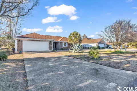 917 Plantation Dr, Surfside Beach, SC 29575
