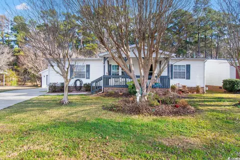 212 Captains Dr, Little River, SC 29566