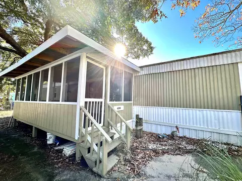 4508 Pelican St, North Myrtle Beach, SC 29582